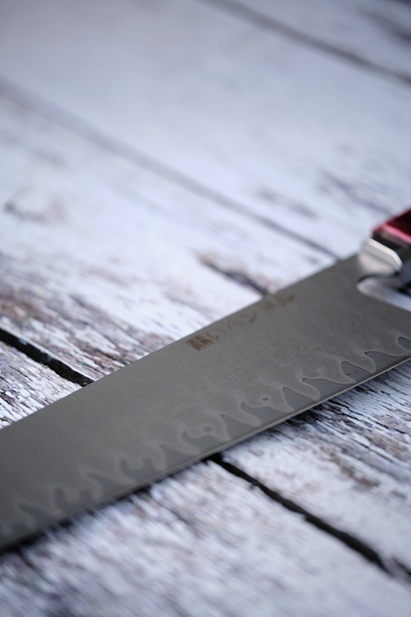 BLACK HANDLE – 8” Kiritsuke Chef Knife | 5-Layer Clad Carbon Steel with Red Resin & Copper Cloth Handle