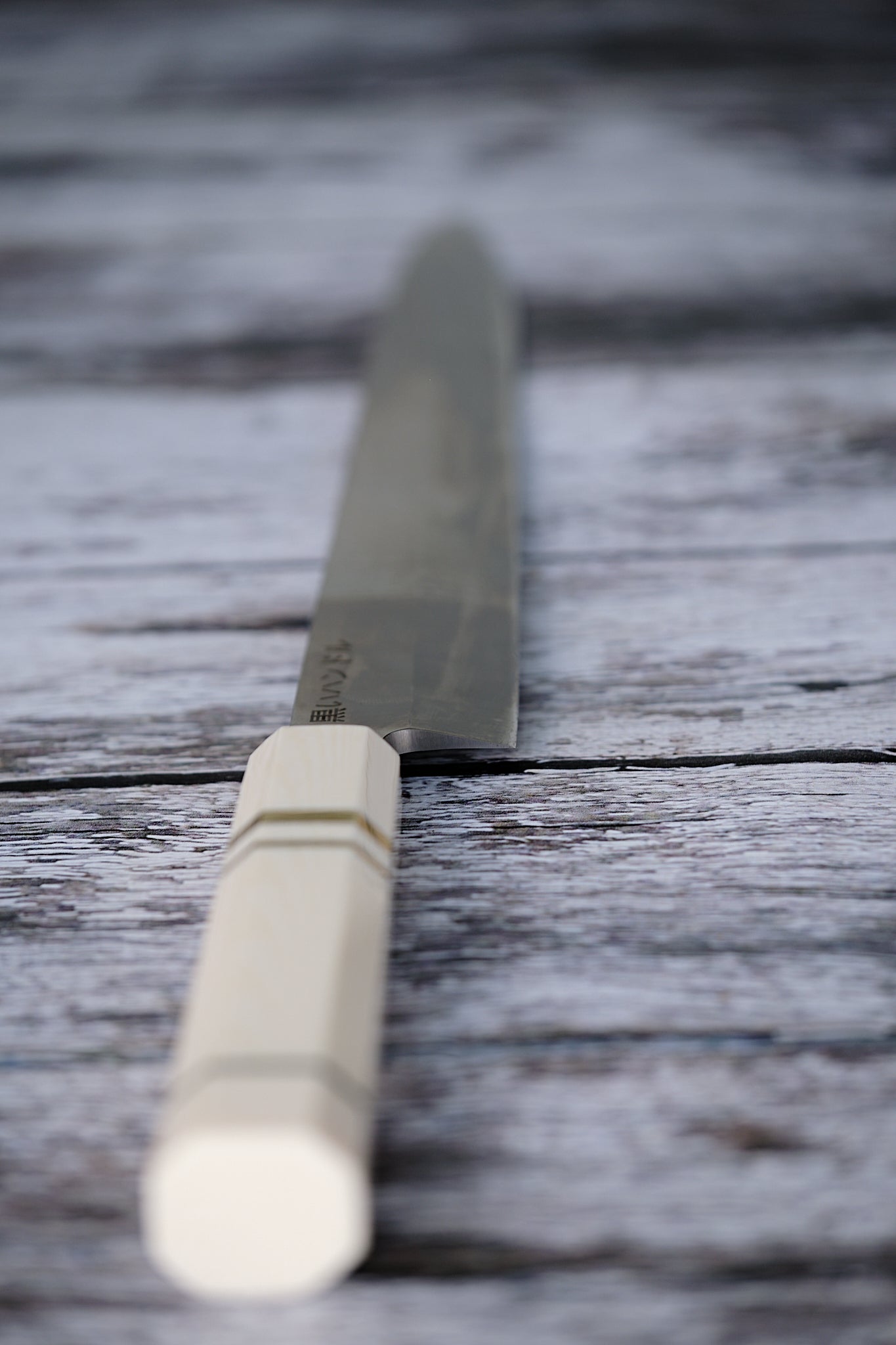 BLACK HANDLE – 11.6” Yanagiba Sashimi Knife | 9Cr18MoV Stainless Steel with Ivory Octagonal Handle